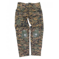 Reinforced trousers digital camouflage