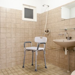 Tabouret orthopédique pour douche et bain - couleur blanche - charger 135 kg - 46,5x54.2x72,5-85 cm