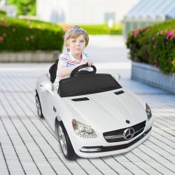 La voiture électrique d'enfants de batterie mercedes avec.