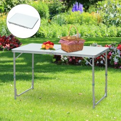 Folding and convertible camping table with height r.