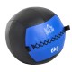 Medizinischer Ball aus Crossfit 6Kg mit pelzartigen Griffen.