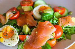 Salmon salad for lunch