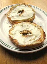 Toasted bagels with cream cheese, breakfast for the 16/8 diet