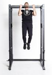 Rack con barra de muscle-up