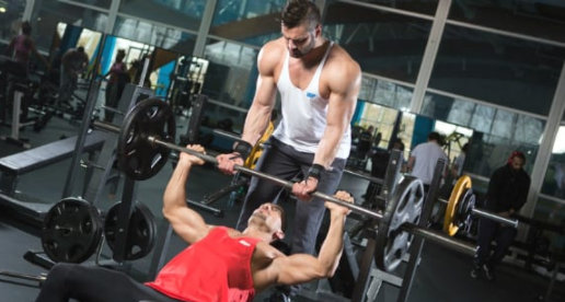 in incline bench press it is important to have a spotter