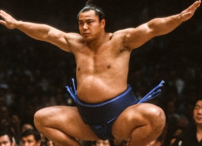 Corpo tipo sumô em teste para pessoas vigorexicas